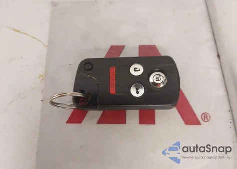 2006 Acura Rl 3.5 from USA, damaged, VIN JH4KB16516C006973